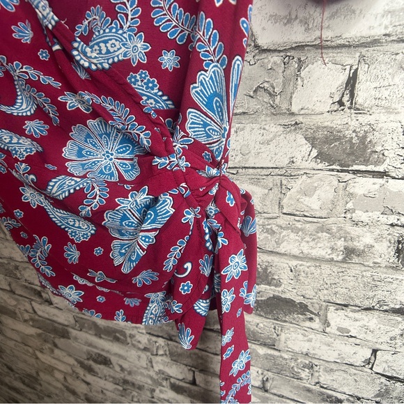 EUC LOFT Burgundy and Blue Floral Wrap Blouse Size Small - Picture 3 of 16